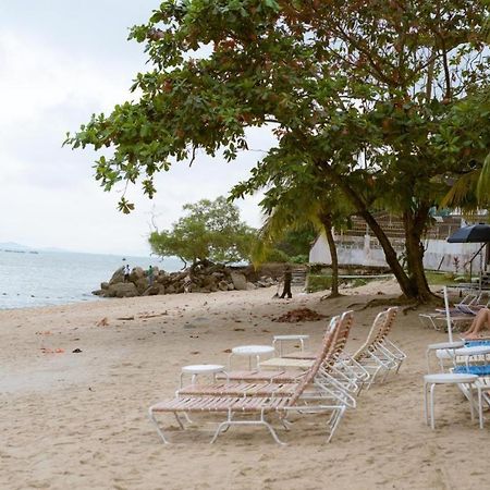 Rainbow Paradise Beachfront Penang Tanjung Bungah  Exterior foto